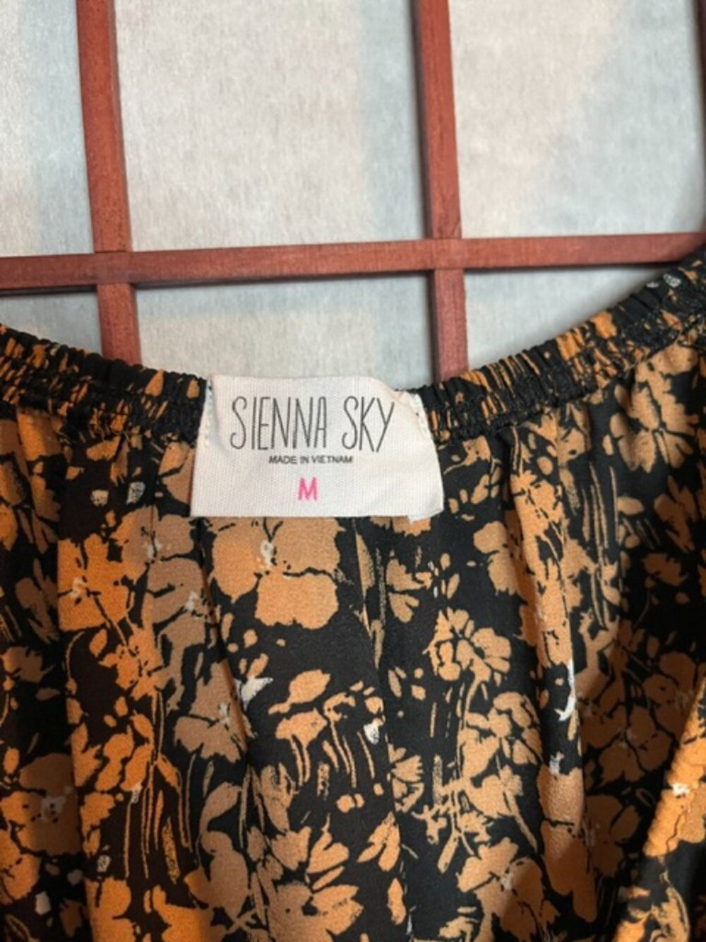 Blouse - Picture 3 of 7
